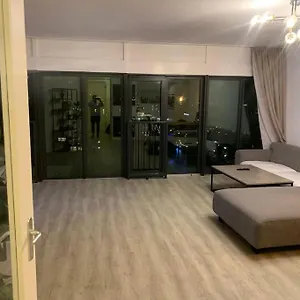 Apartment Stunning View Apt Free Parking, Rotterdam
